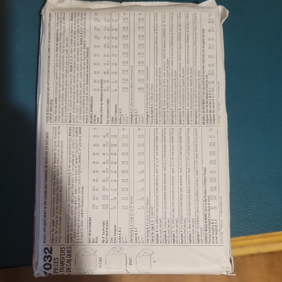 Simplicity Crafts Pattern Packet Sweaters - Picture 3 of 5